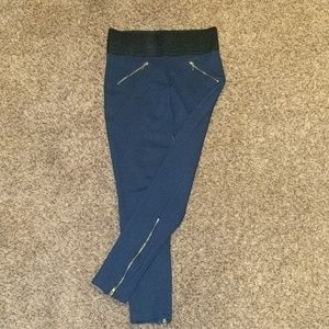 Cute navy blue leggings